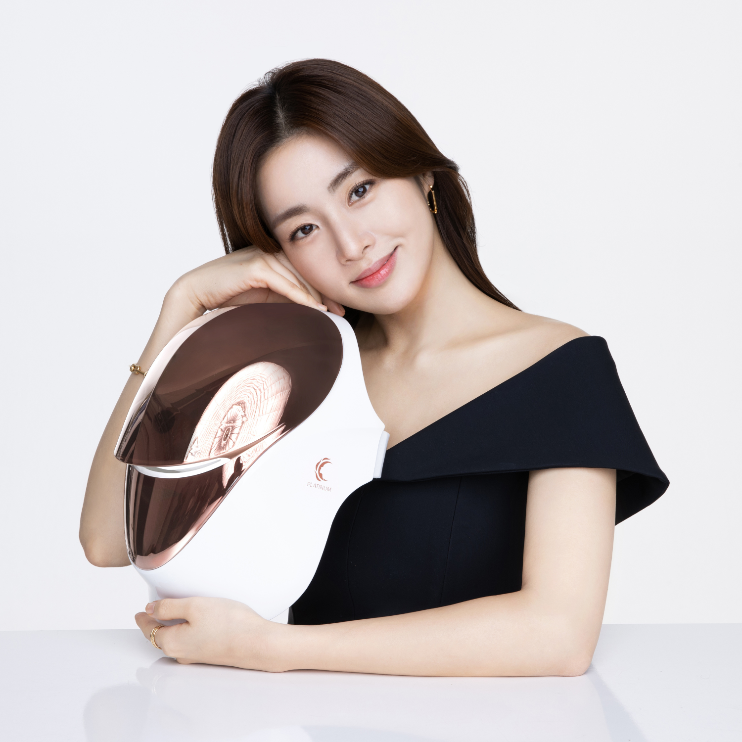 Rødlysterapi – Hva er det, og hvorfor er det bra for huden din?