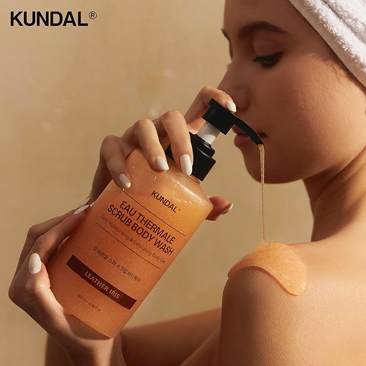 Kundal Scrub Body Wash - Leather Iris 500 ml
