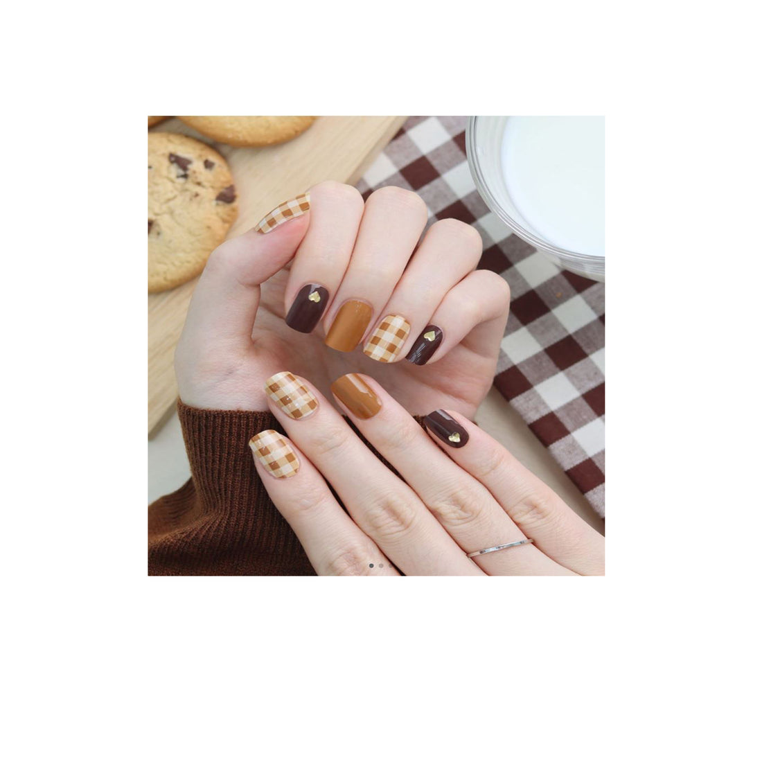 GLOSSY BLOSSOM GEL NAIL STRIPS BRANDY