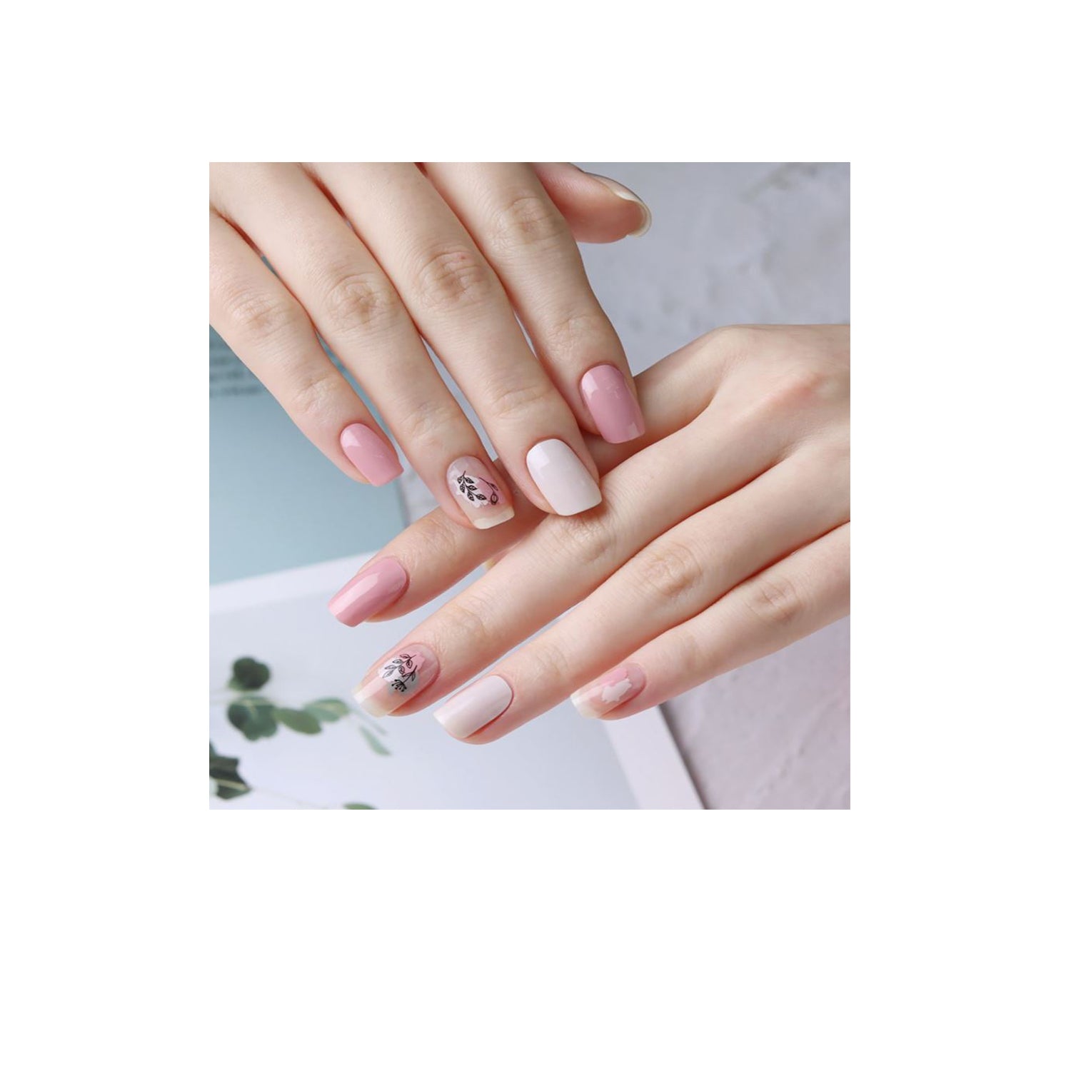 GLOSSY BLOSSOM GEL NAIL STRIPS DRAWING