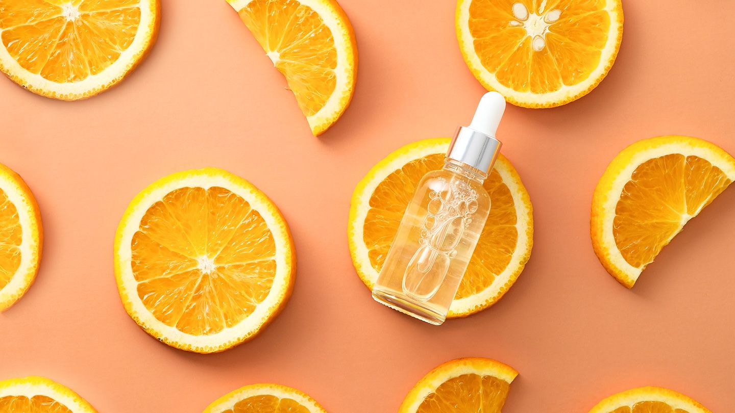 Vitamin C er ikke bare vitamin C – hvilken type passer din hud?