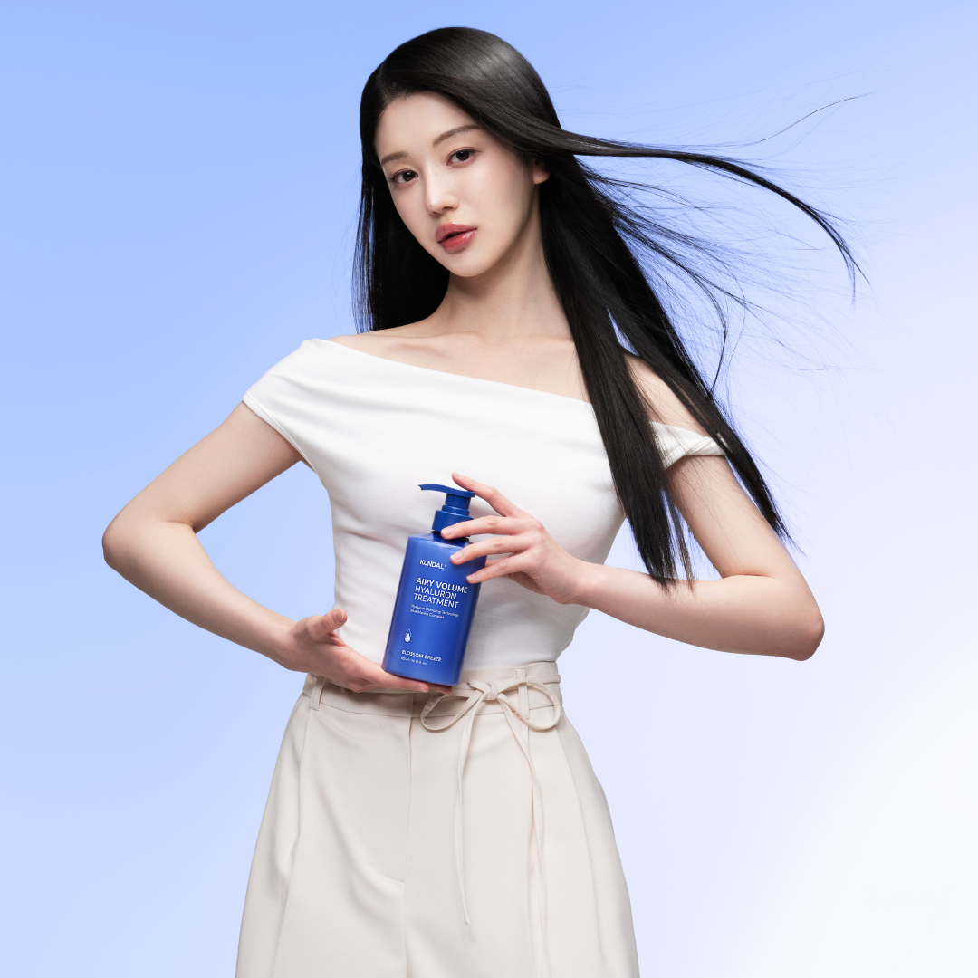 Kundal Airy Volume Hyaluron Treatment Blossom Breeze 500ml