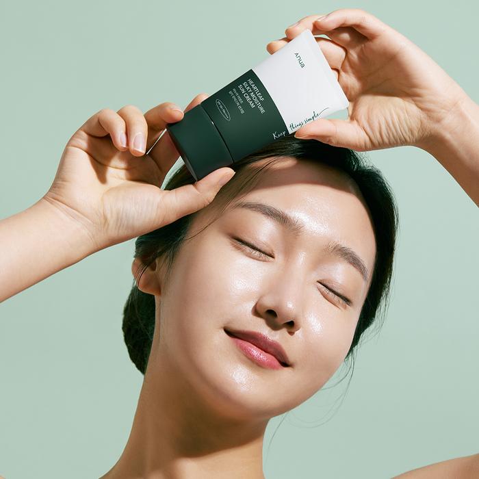 Anua Heartleaf Silky Moisture Sunscreen SPF50+ PA++++